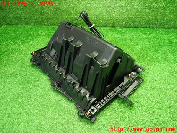1UPJ-9241537516]カローラ クロス ハイブリッド(ZVG13)グローブボックス1 中古_2