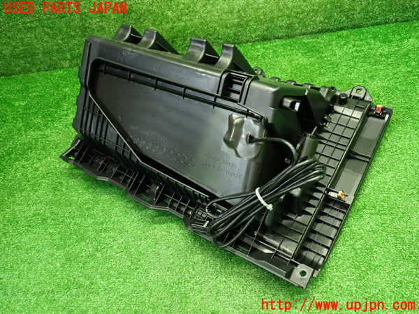 1UPJ-9241537516]カローラ クロス ハイブリッド(ZVG13)グローブボックス1 中古_3
