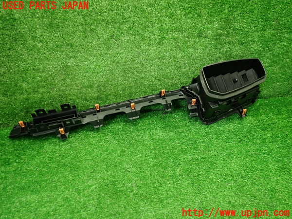 1UPJ-9241537527]カローラ クロス ハイブリッド(ZVG13)エアコン吹き出し口2 (左) 中古_5