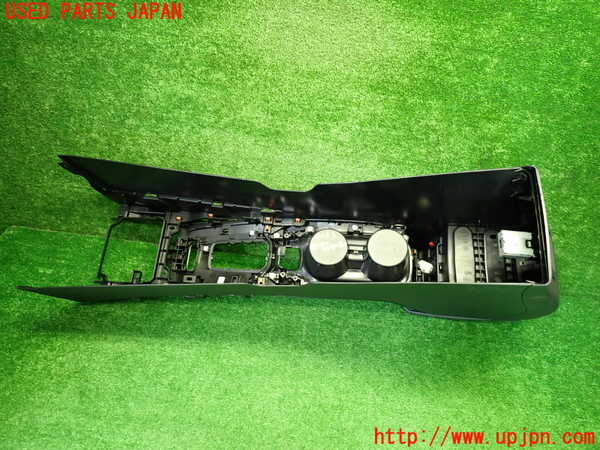 1UPJ-9241537540]カローラ クロス ハイブリッド(ZVG13)センターコンソール 中古_4