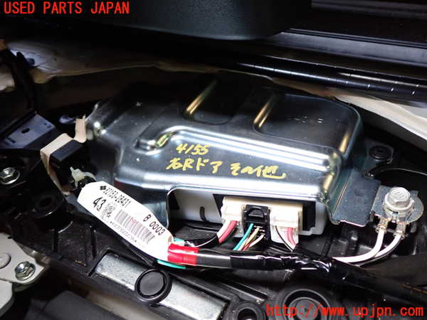1UPJ-9241551319]ヴォクシー(ノア)(ZRR80W)右後パワースライドドアユニット 中古_2