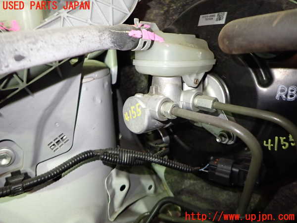 1UPJ-9241554050]ヴォクシー(ノア)(ZRR80W)ブレーキマスターシリンダー 中古_3
