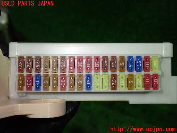 1UPJ-9241556741]ヴォクシー(ノア)(ZRR80W)ヒューズボックス1 中古_3