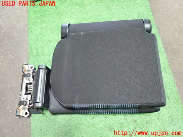 1UPJ-9241557235]ヴォクシー(ノア)(ZRR80W)右3列目シート 中古_4