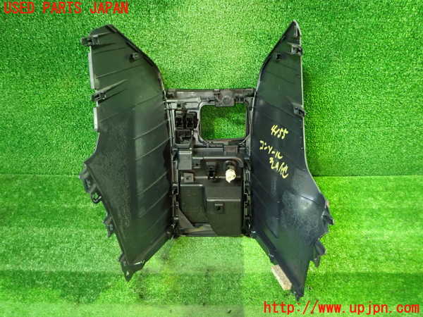 1UPJ-9241557549]ヴォクシー(ノア)(ZRR80W)コンソール 中古_3