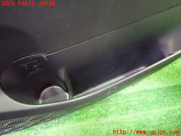 1UPJ-9241551234]ヴォクシー(ノア)(ZRR80W)右前ドア内張り 中古_3