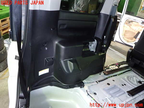 1UPJ-9241557680]ヴォクシー(ノア)(ZRR80W)左リアピラートリム 中古_4