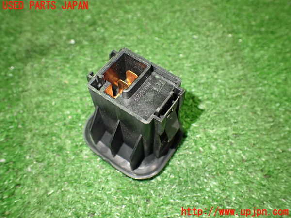 2UPJ-9241566306]S2000(AP2)スイッチ1 中古 (トランクオープナー)_3