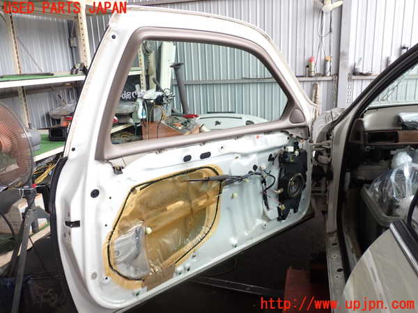2UPJ-9241571260]ソアラ(JZZ31)左前ドア 中古 (TOYOTA M505)_5