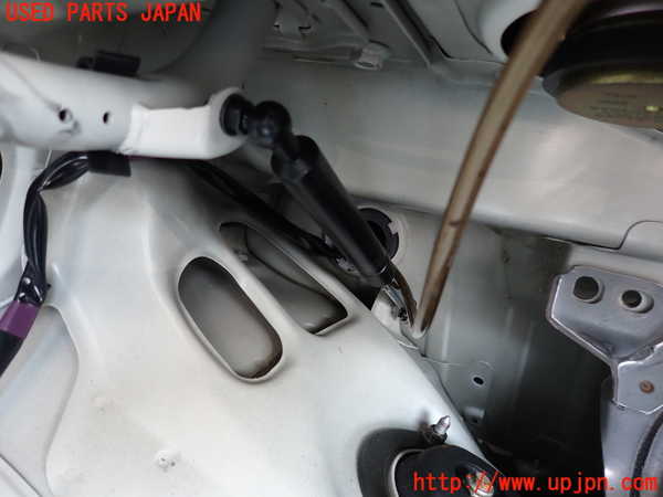 2UPJ-9241571506]ソアラ(JZZ31)トランクダンパー 中古_2