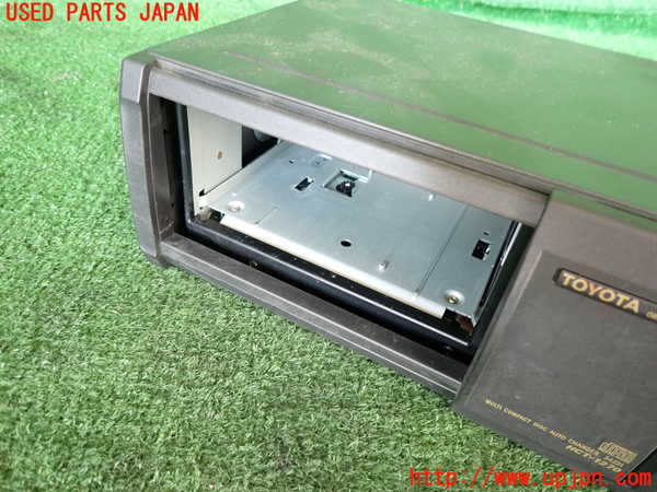 2UPJ-9241576505]ソアラ(JZZ31)CDチェンジャー 中古_2