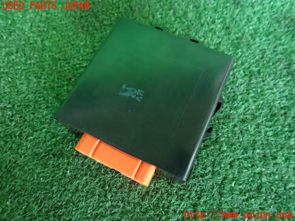 2UPJ-9241576147]ソアラ(JZZ31)コンピューター2 中古 (DOOR CONTROL)_2