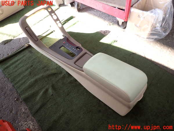 2UPJ-9241577540]ソアラ(JZZ31)センターコンソール 中古_2