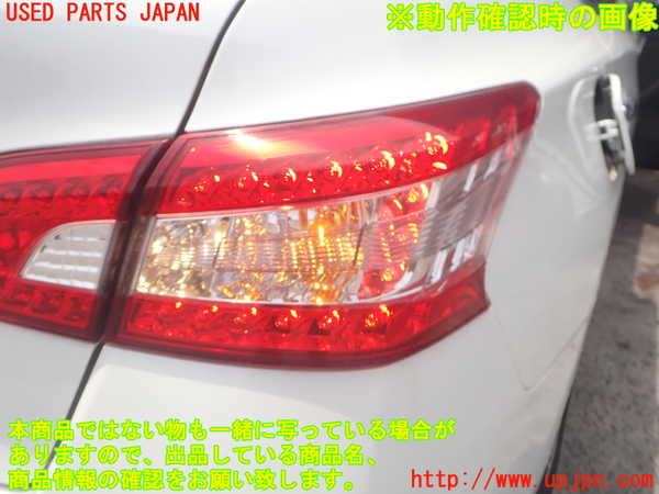 2UPJ-9241581530]シルフィ(TB17)右テールランプ 中古_4