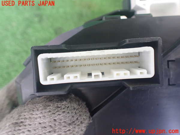 2UPJ-9241586170]シルフィ(TB17)スピードメーター 中古_4