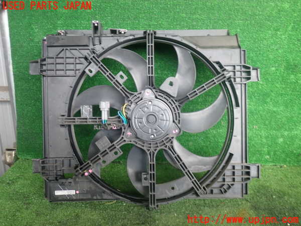 2UPJ-9241586836]シルフィ(TB17)電動ファン1 中古_2