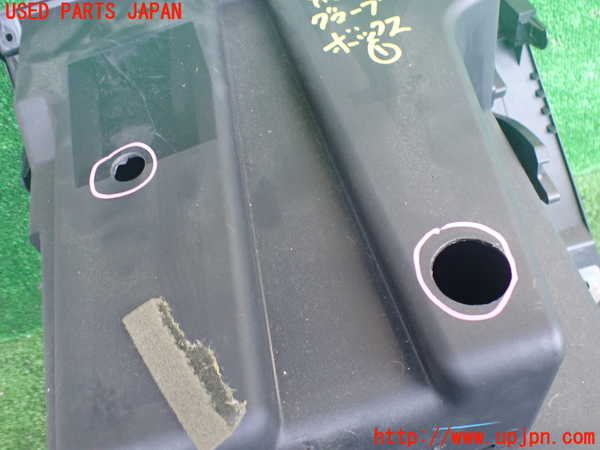 2UPJ-9241587516]シルフィ(TB17)グローブボックス1 中古_4