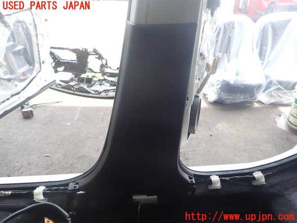 2UPJ-9241587665]シルフィ(TB17)右センターピラートリム 中古_3