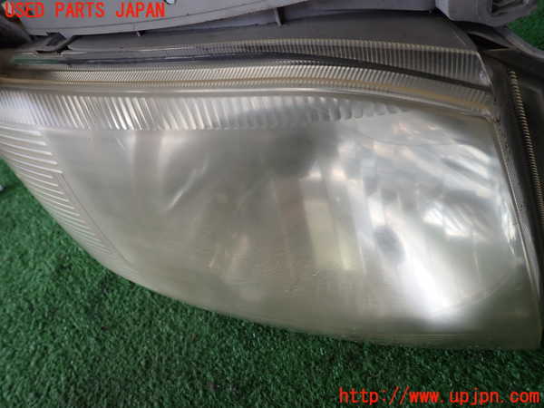 2UPJ-9241591130]ハイエースバン200系(KDH200V)右ヘッドライト ハロゲン ジャンク_2