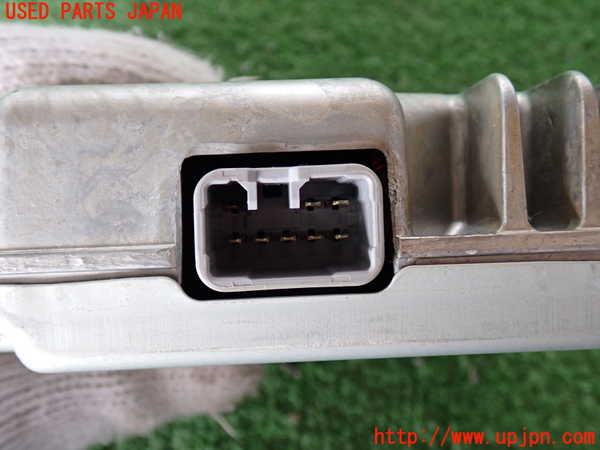 2UPJ-9241596525]ハイエースバン200系(KDH200V)アンプ 中古_2