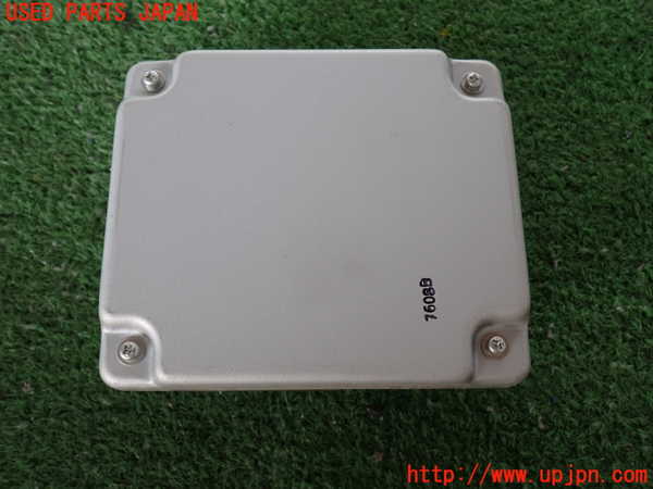 2UPJ-9241596525]ハイエースバン200系(KDH200V)アンプ 中古_3