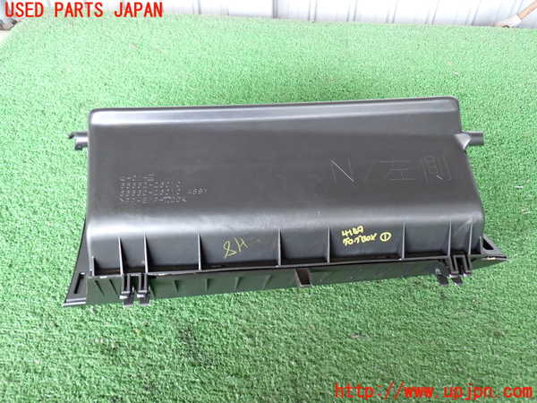 2UPJ-9241597516]ハイエースバン200系(KDH200V)グローブボックス1 中古_3
