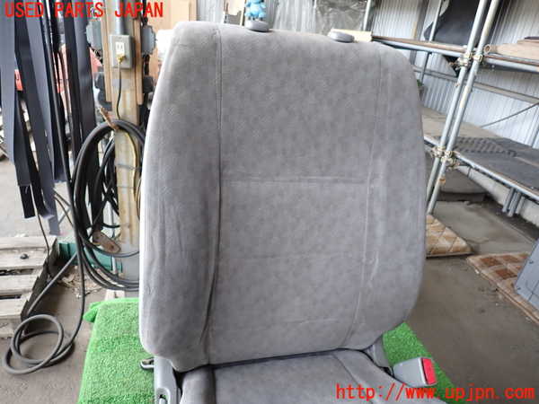 2UPJ-9241597035]ハイエースバン200系(KDH200V)運転席シート 中古_3