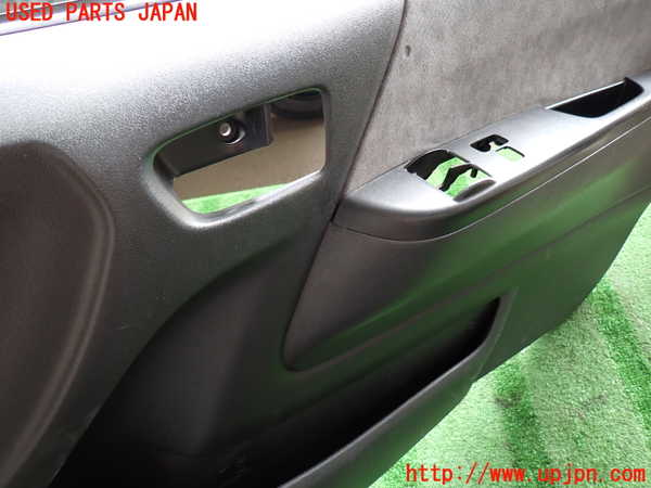 2UPJ-9241591234]ハイエースバン200系(KDH200V)右前ドア内張り 中古_4