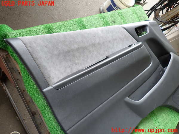 2UPJ-9241591264]ハイエースバン200系(KDH200V)左前ドア内張り 中古_3