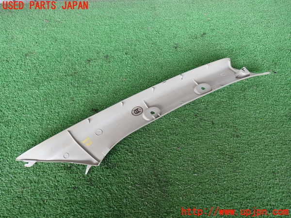 2UPJ-9241597660]ハイエースバン200系(KDH200V)左フロントピラートリム 中古_4