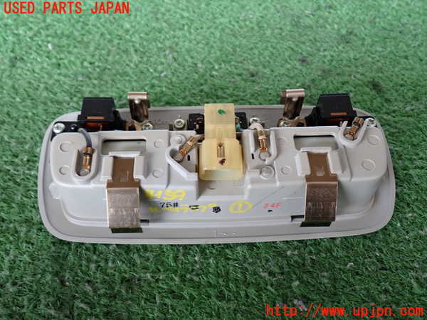 2UPJ-9241596411]ハイエースバン200系(KDH200V)ルームランプ1(1列目真中) 中古_2
