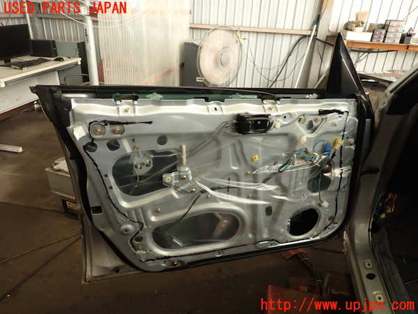 2UPJ-9241601260]フォレスター(SF5)左前ドア ジャンク M2E5 43R-00020_4