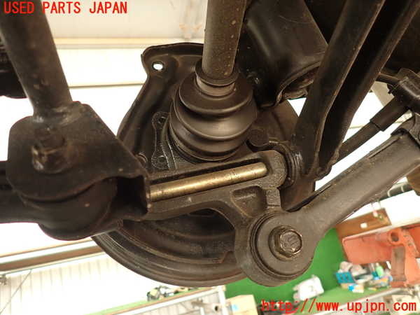 2UPJ-9241604305]フォレスター(SF5)左リアナックルハブ 中古_2