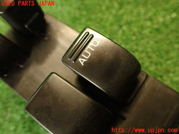 2UPJ-9241606240]フォレスター(SF5)右前パワーウィンドウスイッチ 中古_2
