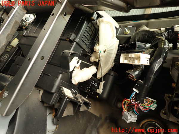 2UPJ-9241606100]フォレスター(SF5)ヒーターコア 中古_2