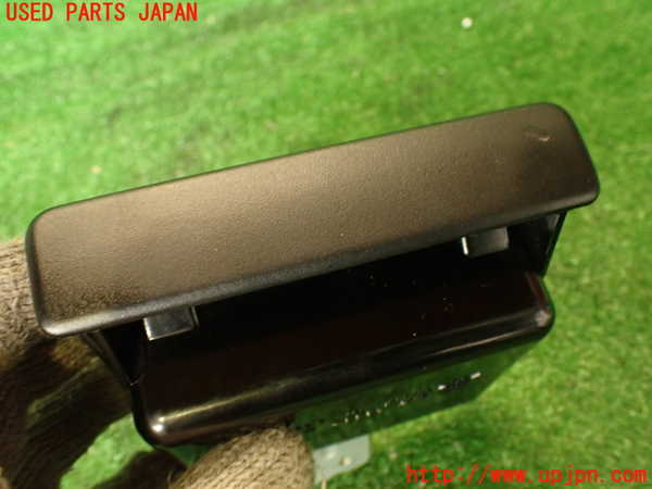 2UPJ-9241607821]フォレスター(SF5)灰皿1 中古_2