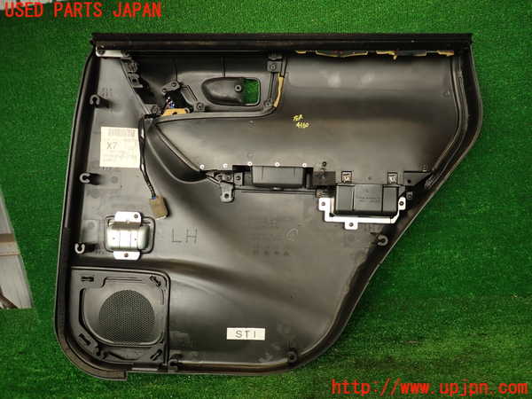 2UPJ-9241601324]フォレスター(SF5)左後ドア内張り 中古_5