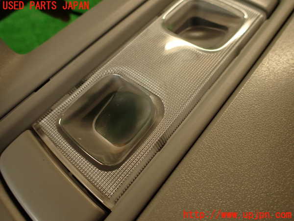 2UPJ-9241606411]フォレスター(SF5)ルームランプ1(1列目真中) 中古_3