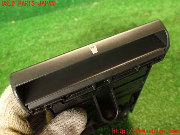 2UPJ-9241607810]フォレスター(SF5)ドリンクホルダー 中古_2
