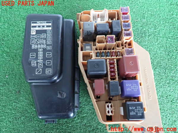 2UPJ-9241616741]スターレット(EP91)ヒューズボックス1 中古　（エンジンルーム 助手席側）_3