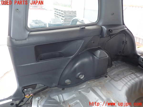 2UPJ-9241617675]スターレット(EP91)右リアピラートリム 中古_4