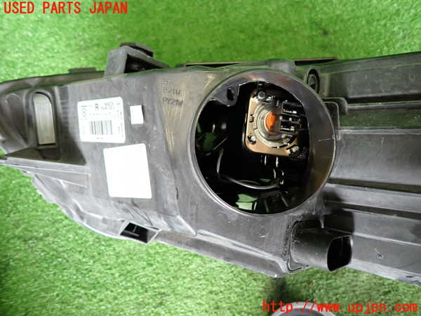 2UPJ-9241621130]VW シロッコR(13CDL)右ヘッドライト HID 中古_3