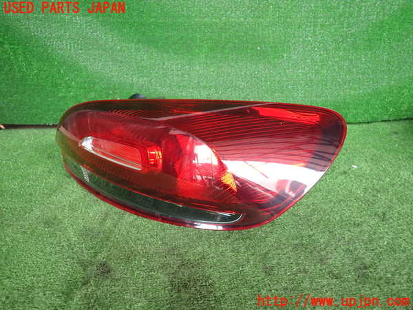 2UPJ-9241621530]VW シロッコR(13CDL)右テールランプ 中古_2
