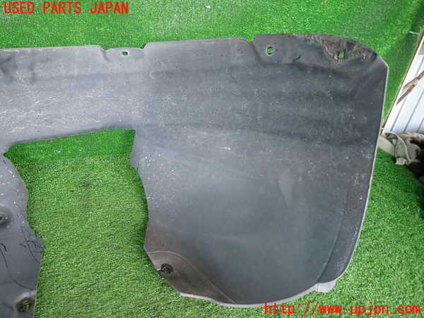 2UPJ-9241621092]VW シロッコR(13CDL)左前フェンダーライナー 中古_5