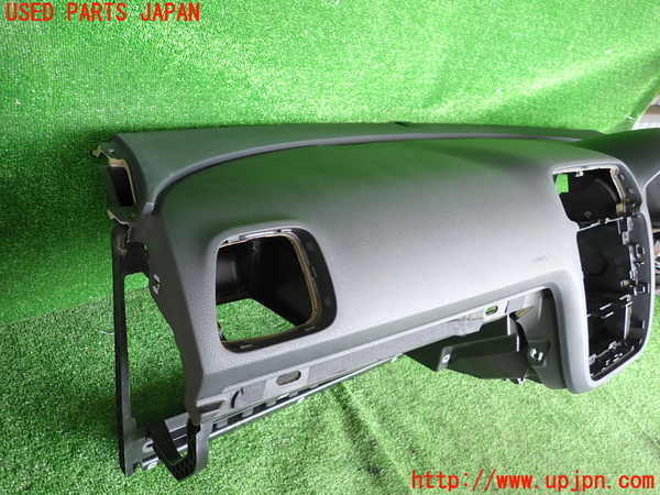 2UPJ-9241627505]VW シロッコR(13CDL)ダッシュボード 中古_3