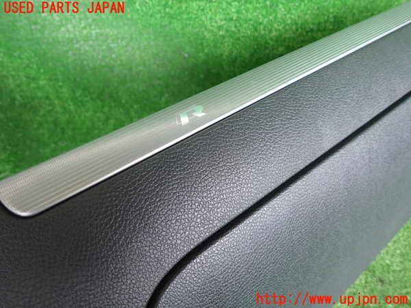 2UPJ-9241627516]VW シロッコR(13CDL)グローブボックス1 中古_2