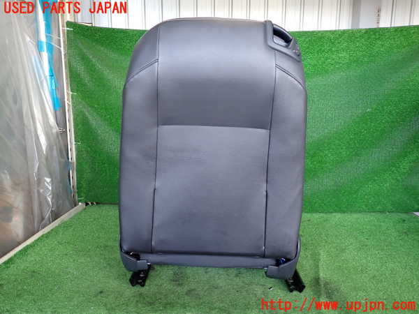 2UPJ-9241627035]VW シロッコR(13CDL)運転席シート 中古_4
