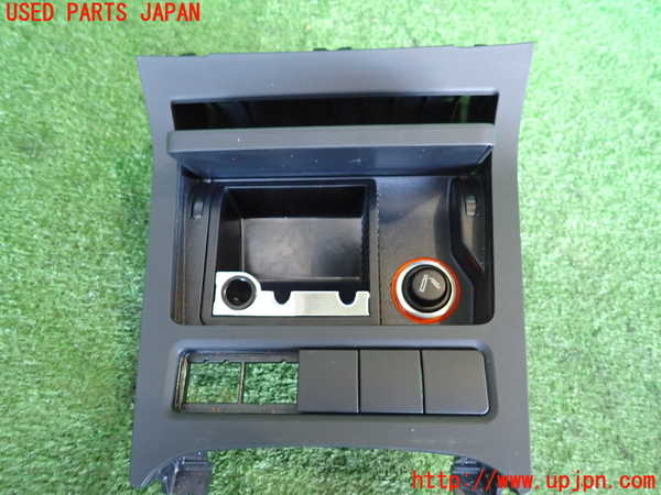 2UPJ-9241627821]VW シロッコR(13CDL)灰皿1 中古_2