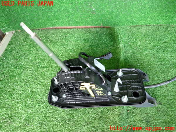 2UPJ-9241627555]VW シロッコR(13CDL)ATシフトレバー 中古_2