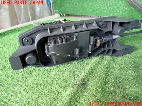 2UPJ-9241627555]VW シロッコR(13CDL)ATシフトレバー 中古_4